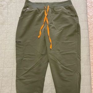 Olive Figs joggers